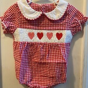 New Smocked Gingham Valentines Bubble Romper- size 6-12 months